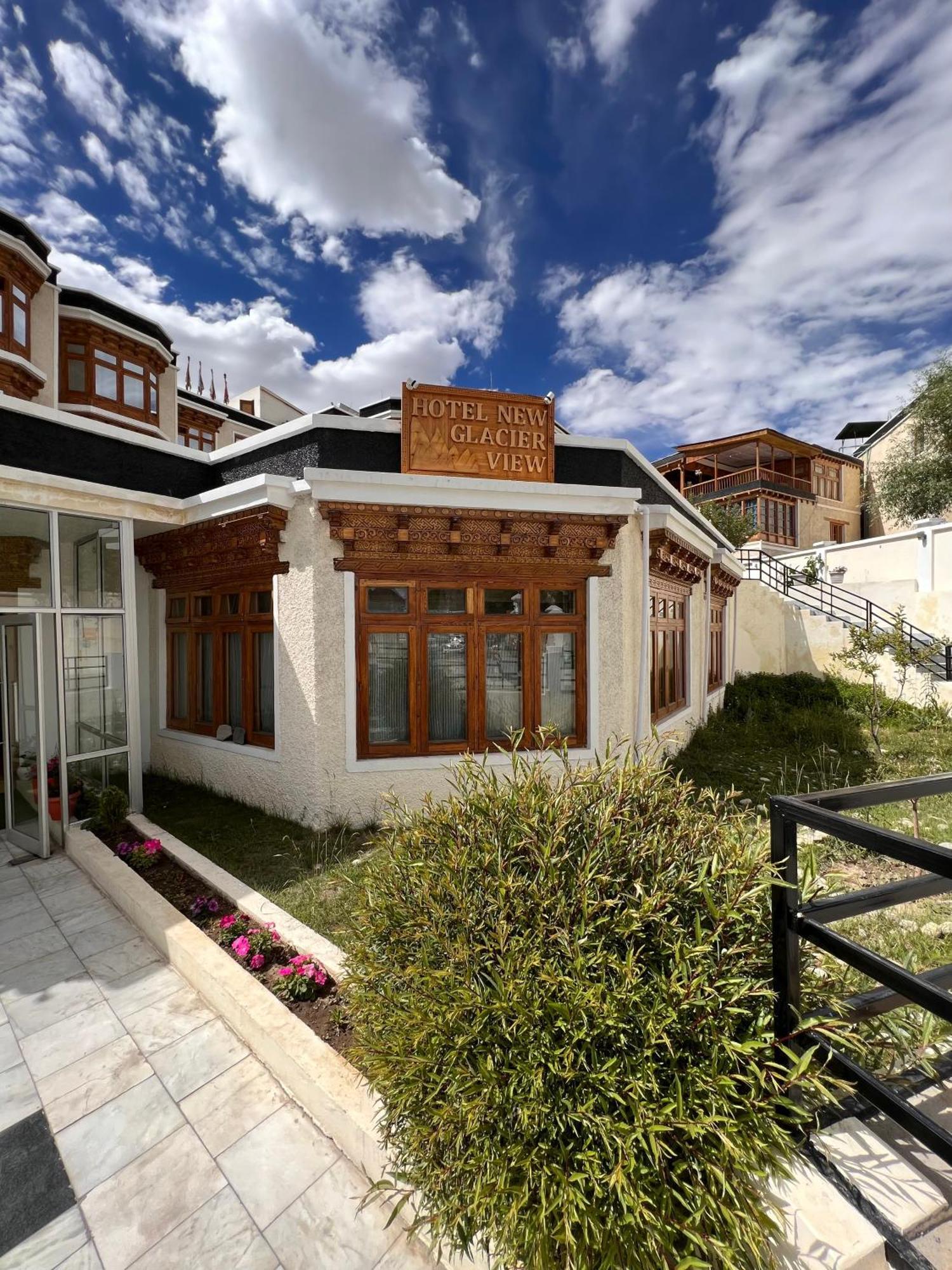 Hotel New Glacier View Leh Exterior photo