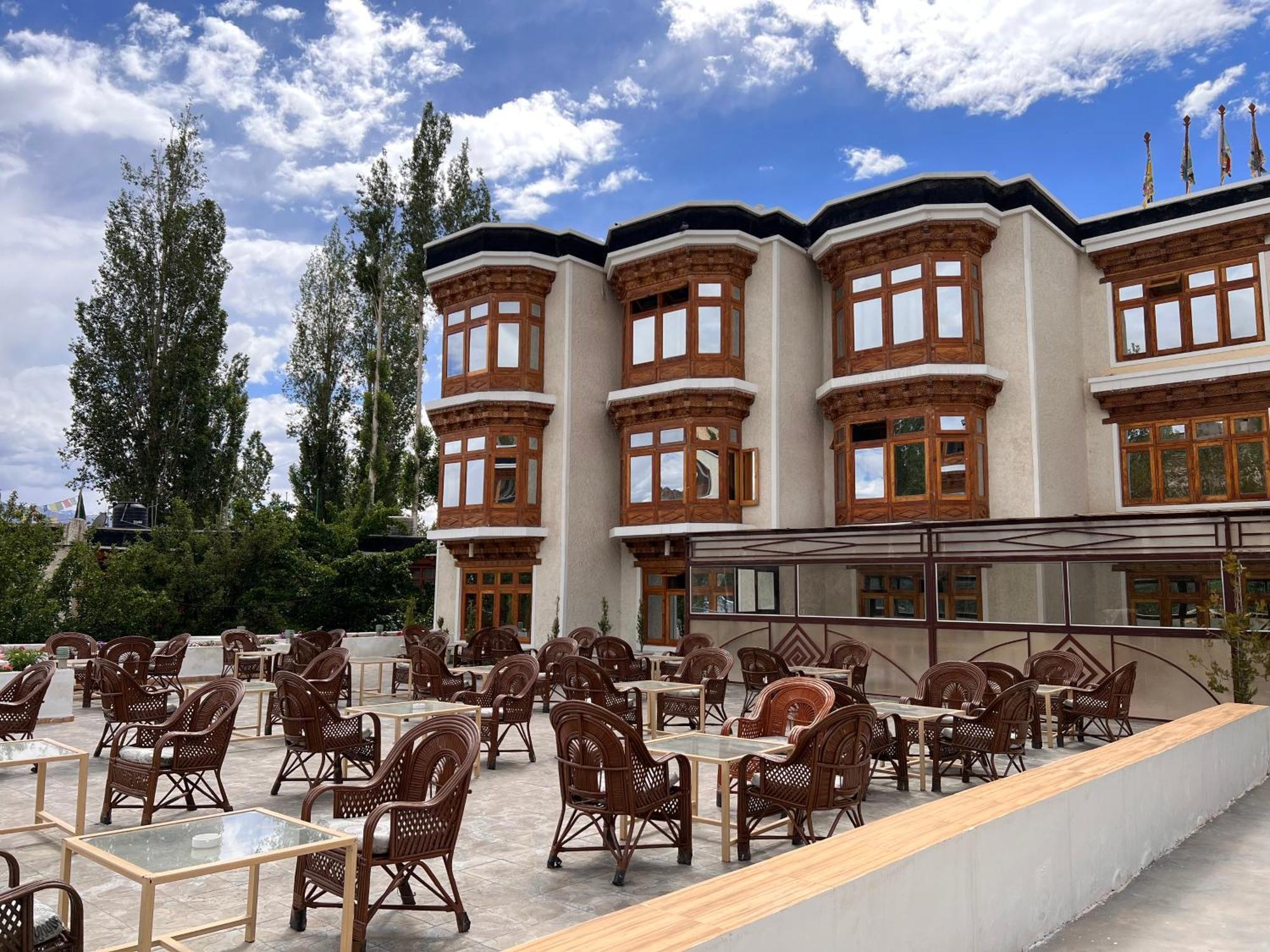 Hotel New Glacier View Leh Exterior photo